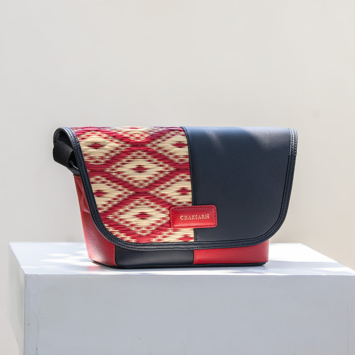 Buddy - B06 - Chaksarn